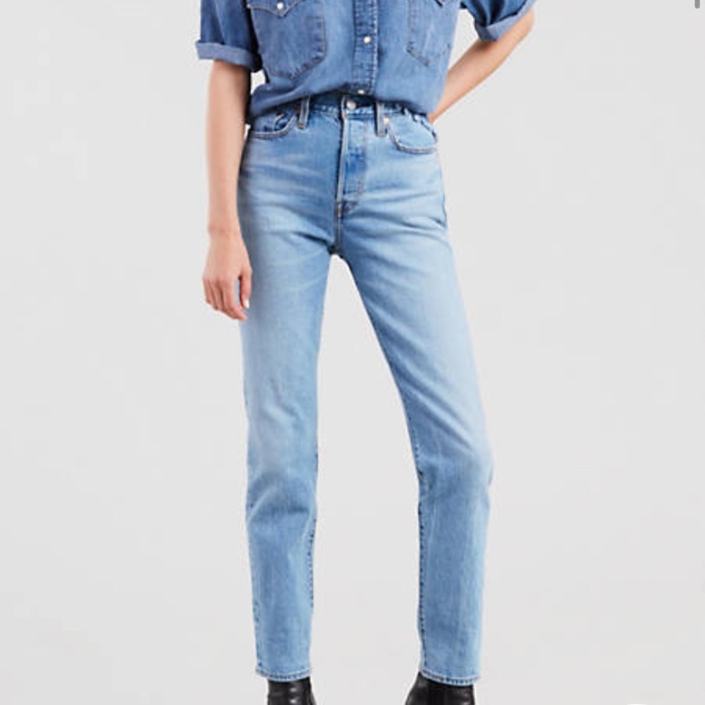 🔥Levi's® Premium
WEDGIE FIT WOMEN'S JEANS 🔥